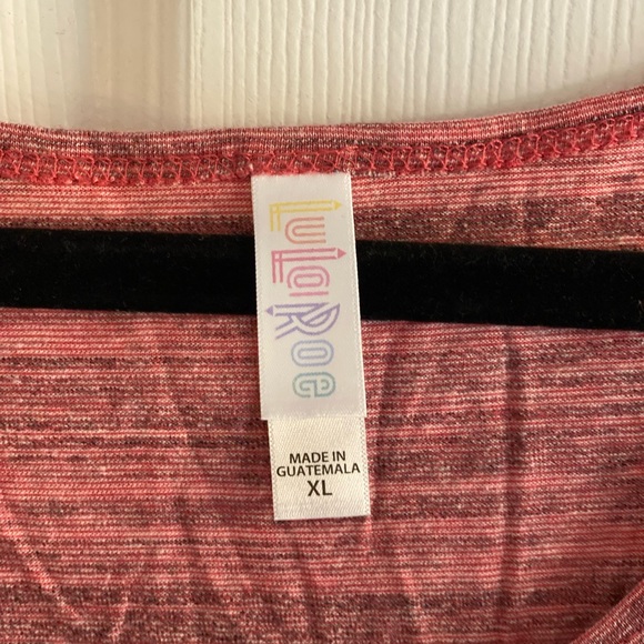 LuLaRoe Classic T - Picture 2 of 3
